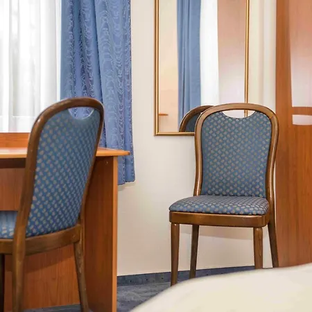 Hotel Golfhotel Denzerheide 3*